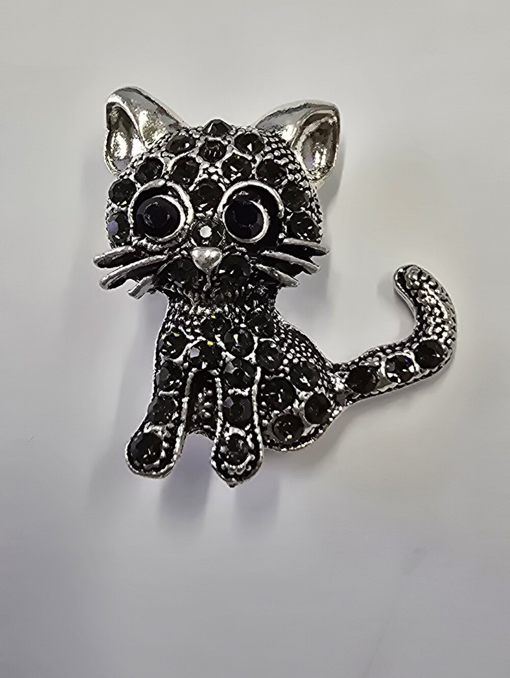 Bejeweled Cat Brooch